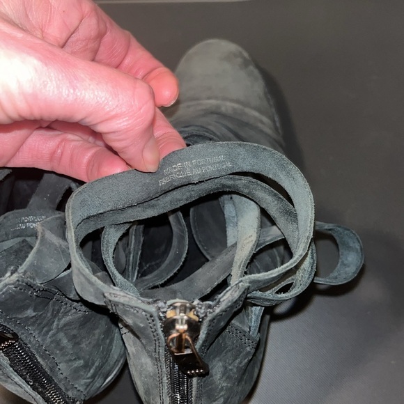 Free People black strappy boots size 37 EUC do show signs of ware. - Picture 3 of 6